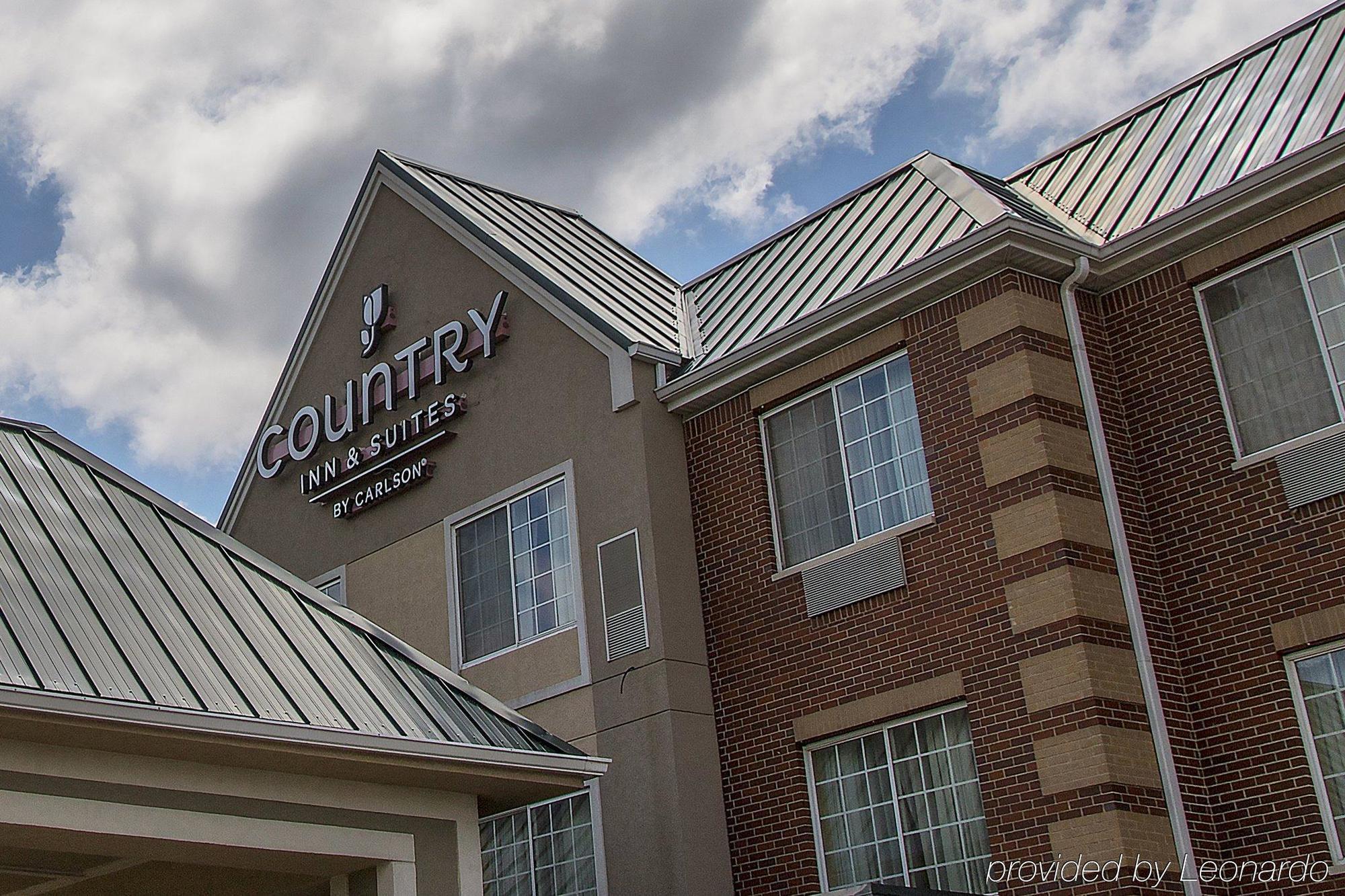 Country Inn & Suites By Radisson, Valparaiso, In Exterior photo