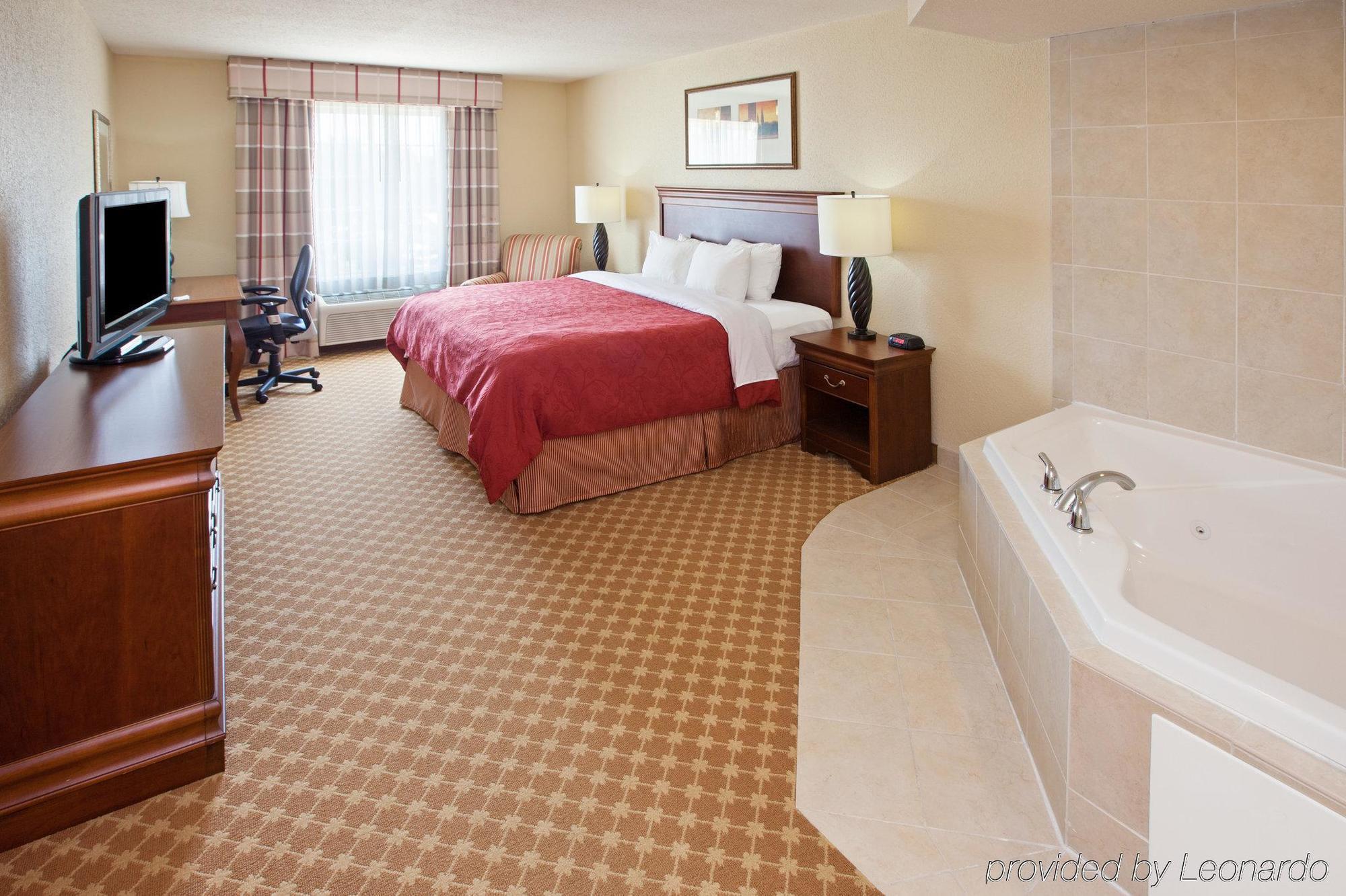 Country Inn & Suites By Radisson, Valparaiso, In Room photo