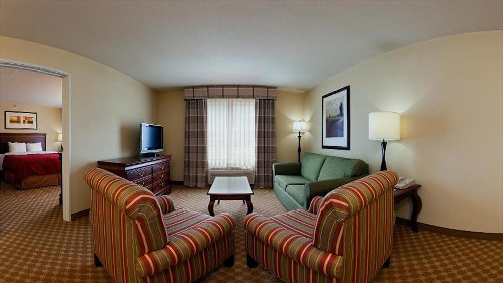 Country Inn & Suites By Radisson, Valparaiso, In Exterior photo